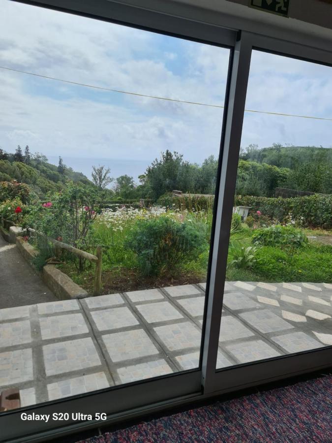 Al Luso Brasileiro Apartment Lajes das Flores Luaran gambar